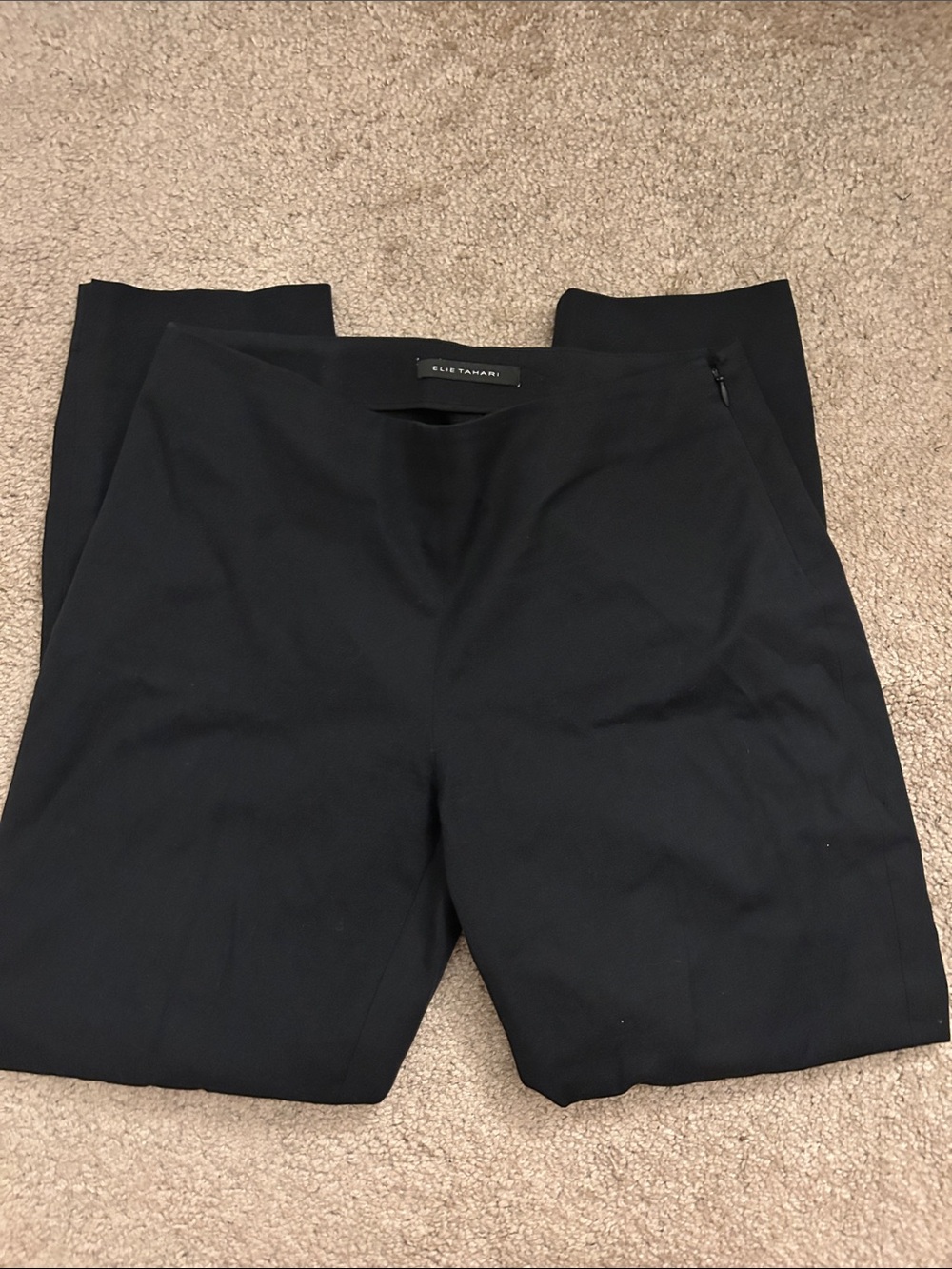 Elie Tahari Black Cropped Ankle Pants Size 2